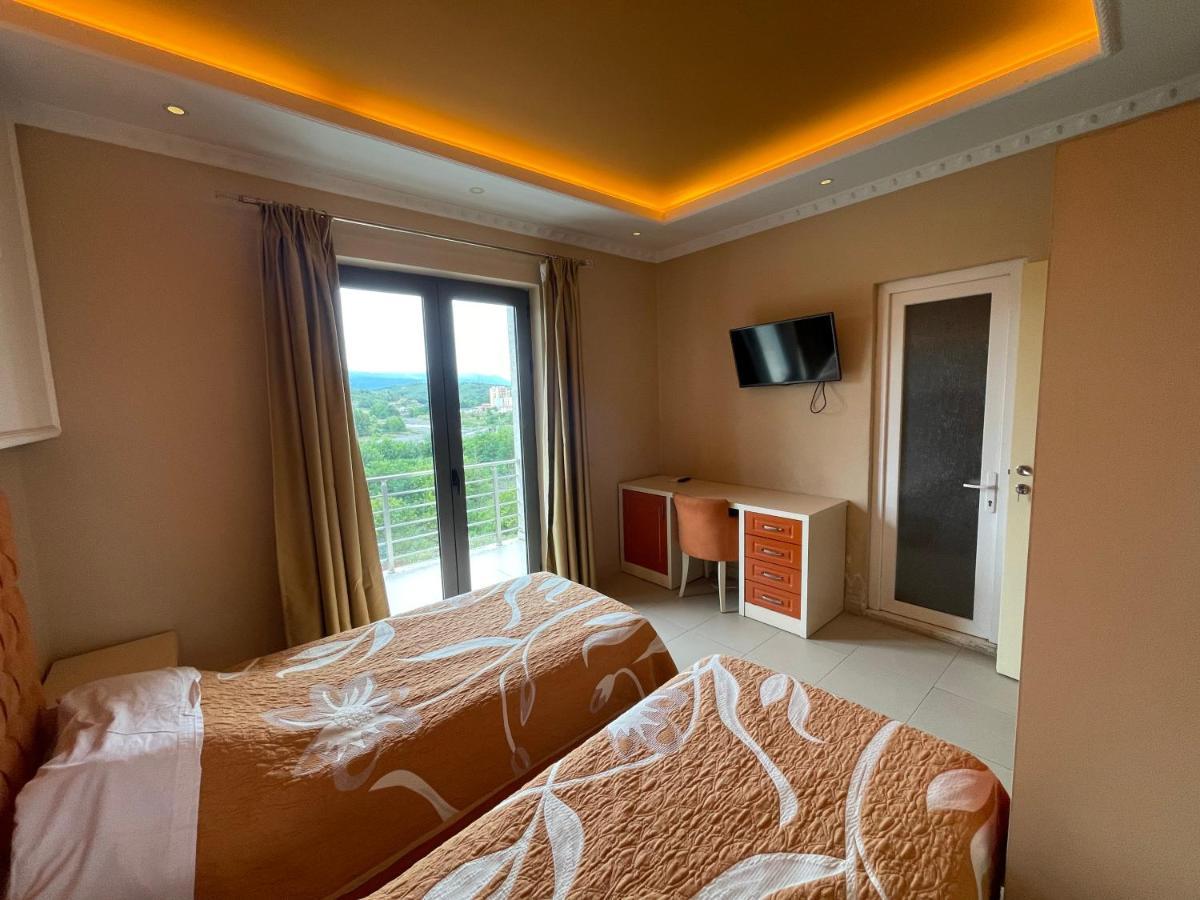 Hotel Kthella Resort Rreshen 外观 照片