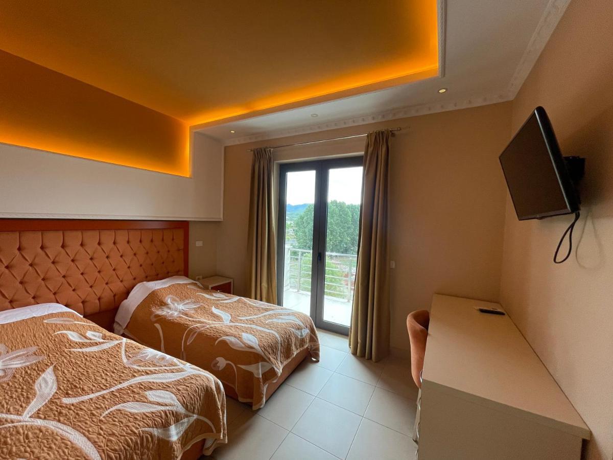 Hotel Kthella Resort Rreshen 外观 照片