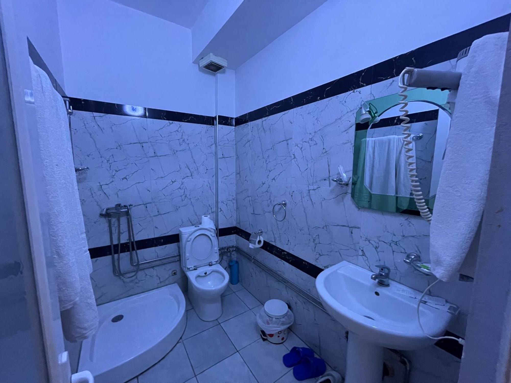 Hotel Kthella Resort Rreshen 外观 照片