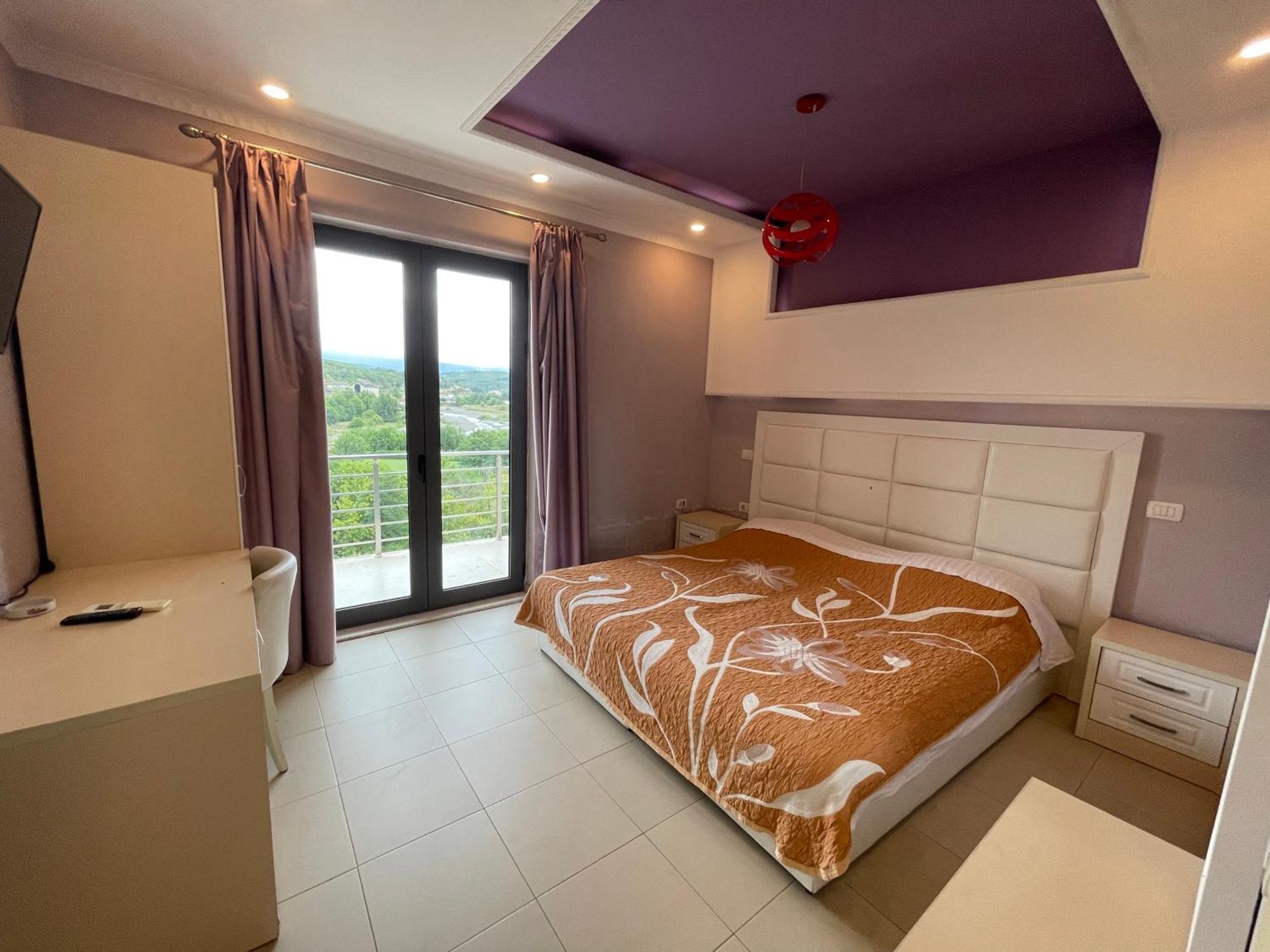Hotel Kthella Resort Rreshen 外观 照片