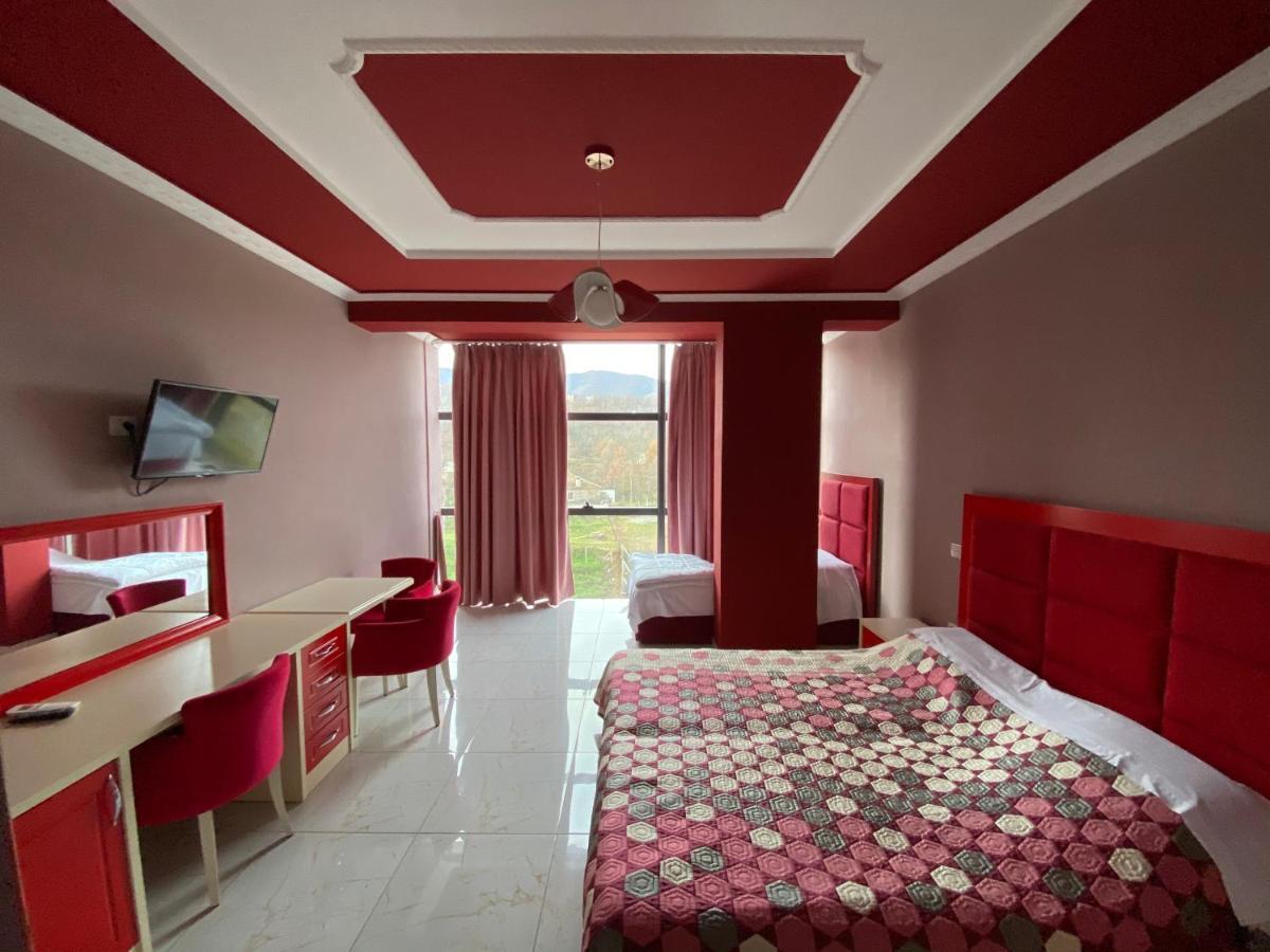 Hotel Kthella Resort Rreshen 外观 照片